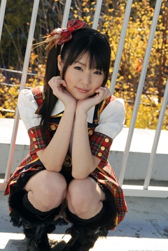 與事務所起摩擦！？小蕾網誌進入半凍結狀態