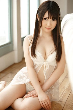 治癒系美少女鈴音鈴出道專訪 說話帶鄉音超可愛