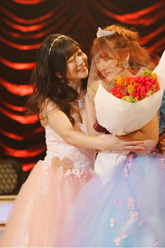 DMM Adult Award 2017得獎(三上悠亞奪后淚崩)