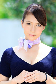 頭等艙級『羽田翼』超翹的圓潤屁屁登場！