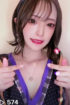 混血辣妹  滿佈「青筋F渾圓美乳」引退了！