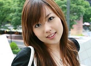 簽名會遇色狼襲胸 星野美由花容失色