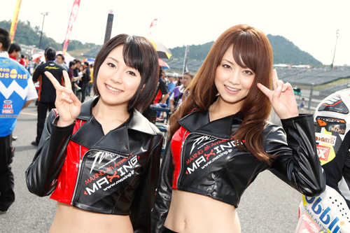 左:木下柚花小姐 右:吉澤明步小姐