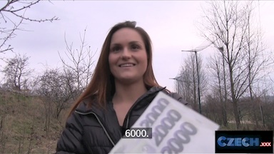 只要有錢就算天氣冷也可以打野砲