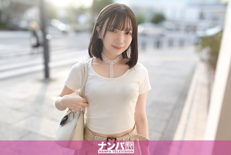 145cm的矮小美少女被推到極限！熱愛大○○的平胸變態美少女狂啃○○！纖細的身體被極粗○○猛烈頂入，噴潮大爆發，達到爆裂高潮！真實搭訕，首次拍攝。2240 真實搭訕，首次拍攝。2240