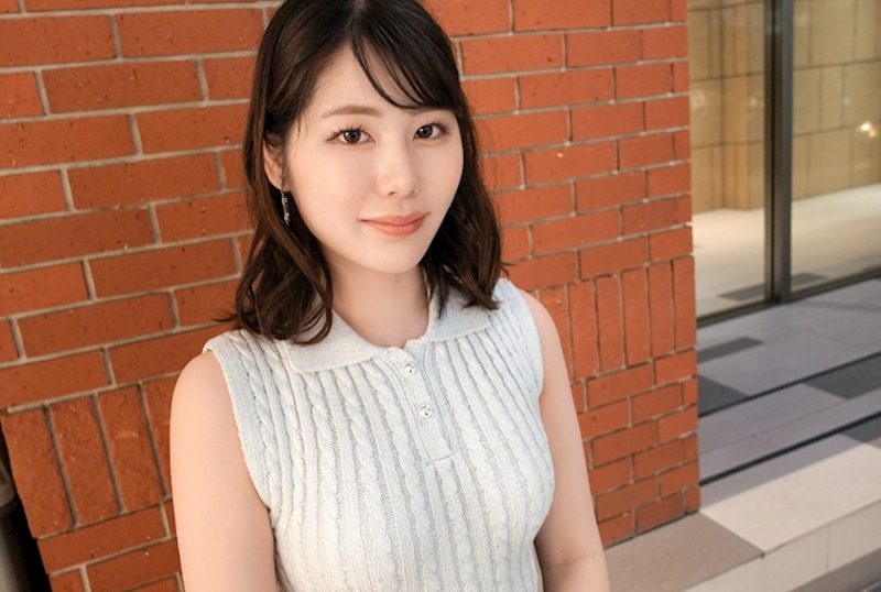 美人柏青哥店員因為僅靠自慰無法滿足而來了！白皙且豐滿的臀部讓性慾爆發！因為積壓過多的慾求不滿，她忍不住在「好舒服！」的感覺中達到高潮，那模樣實在太色情了！【初次拍攝】網路上AV應徵→AV體驗拍攝 2483