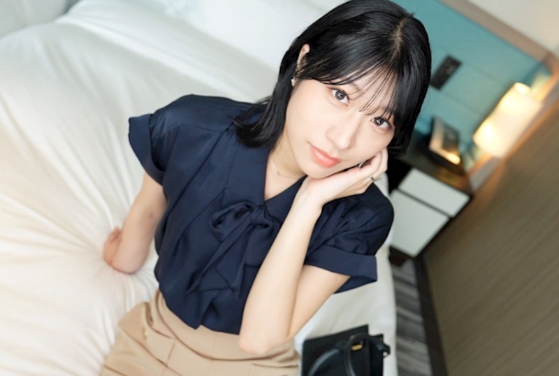 單簧管演奏者Fela展現的優雅手勢值得一看！她是個極度喜愛大○○的人，甚至會自己進行深喉，懇求著「請放進來吧！」的同時，發出與單簧管音色完全相反的粗俗呻吟聲！！【初次拍攝】網路上AV應徵→AV體驗拍攝 2491