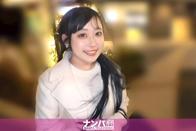 棉花糖身材的柔軟女孩用搭訕搞到啦！像甜瓜一樣的胸部竟然是H罩杯！！！包覆式的乳交就像要把一切都吞沒的棉花糖！今天是棉花糖吃到飽！ 認真軟派，初次拍攝。2324